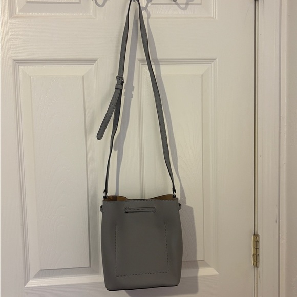 Super Stylish Ralph Lauren Light Gray Bucket Bag/Shoulder Bag - Picture 9 of 10